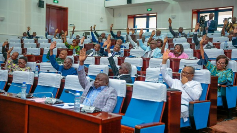 Lire la suite à propos de l’article En route vers l’Éco : le Togo va ratifier le nouvel accord de coopération monétaire entre l’Umoa et la France